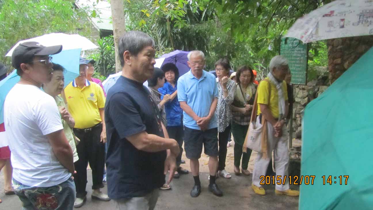 Wat_Suan_Mokh 02.JPG 106.7K